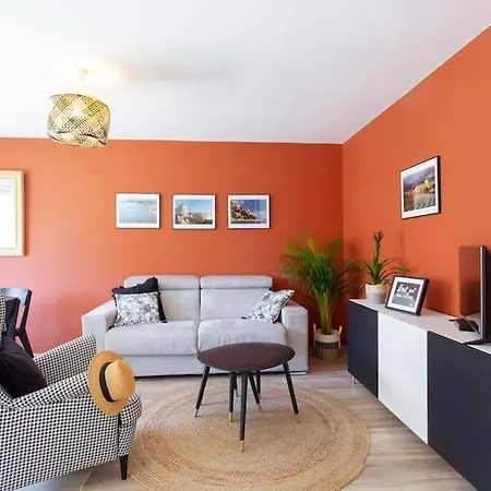 #4 Papon Parking Climatise Terrasse & Wifi 5mins A Pieds Du Vieux * Nizza