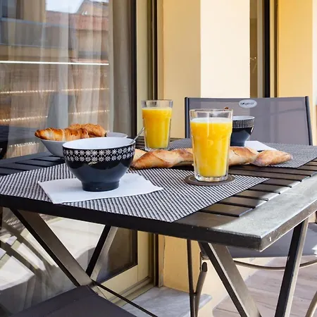 아파트 #4 Papon Parking Climatise Terrasse & Wifi 5mins A Pieds Du Vieux 니스
