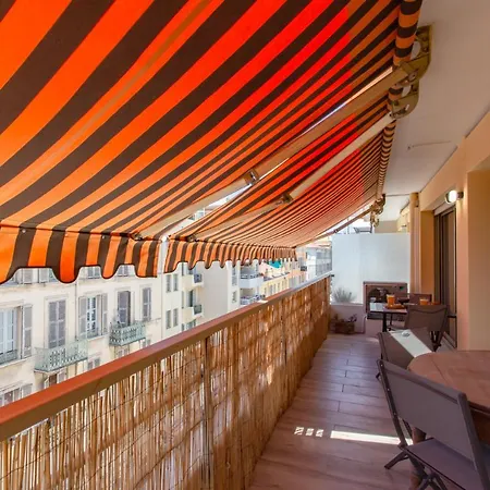 #4 Papon Parking Climatise Terrasse & Wifi 5mins A Pieds Du Vieux * Nizza